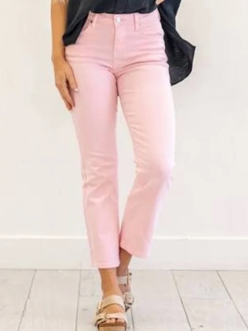 NWT RISEN Pink Straight-Leg Jeans with tummy control